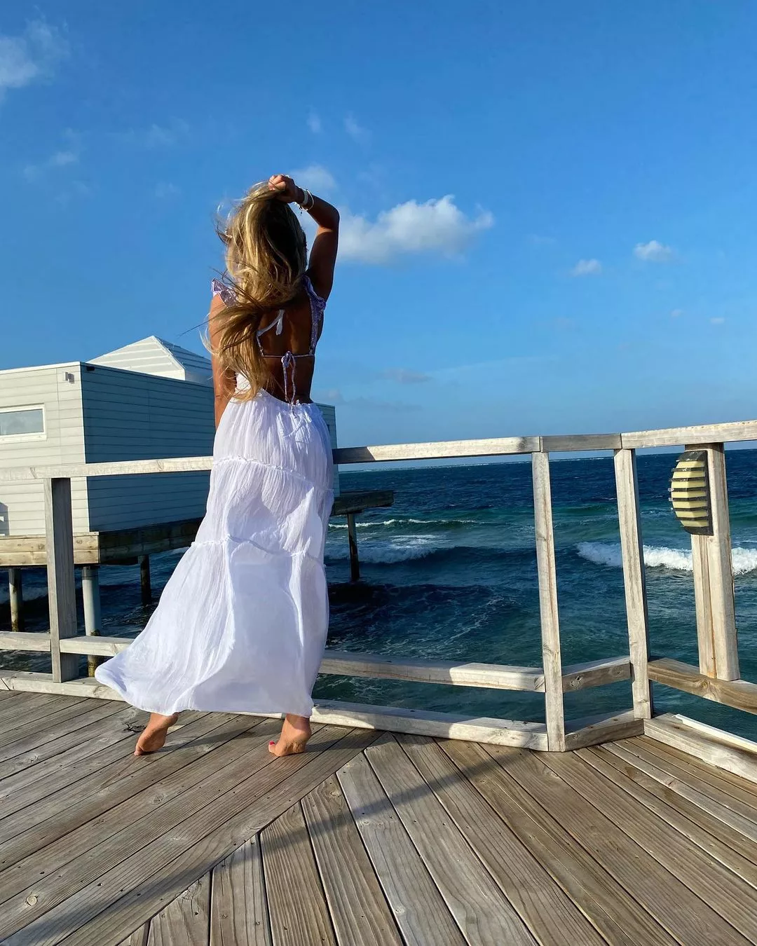 O krok od wpadki?! Znana wokalistka disco polo pokazała odrobinę za dużo?! 